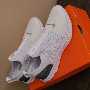 Nike React Phantom shoes (white & metallic silver) US size 9